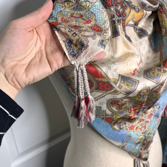 Johnny Was Silk Scarf Tassels Medallion Kaleidoscope Print Square 42x42 Blue - Picture 6 of 6